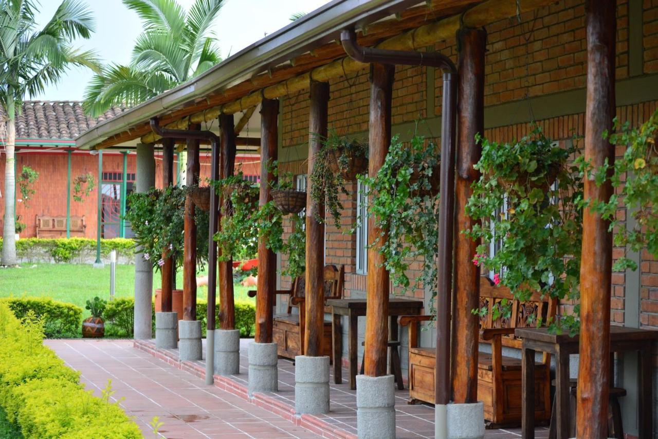 Finca Del Cafe - Casa Typica ซานตาโรซา เดกาบัล ภายนอก รูปภาพ