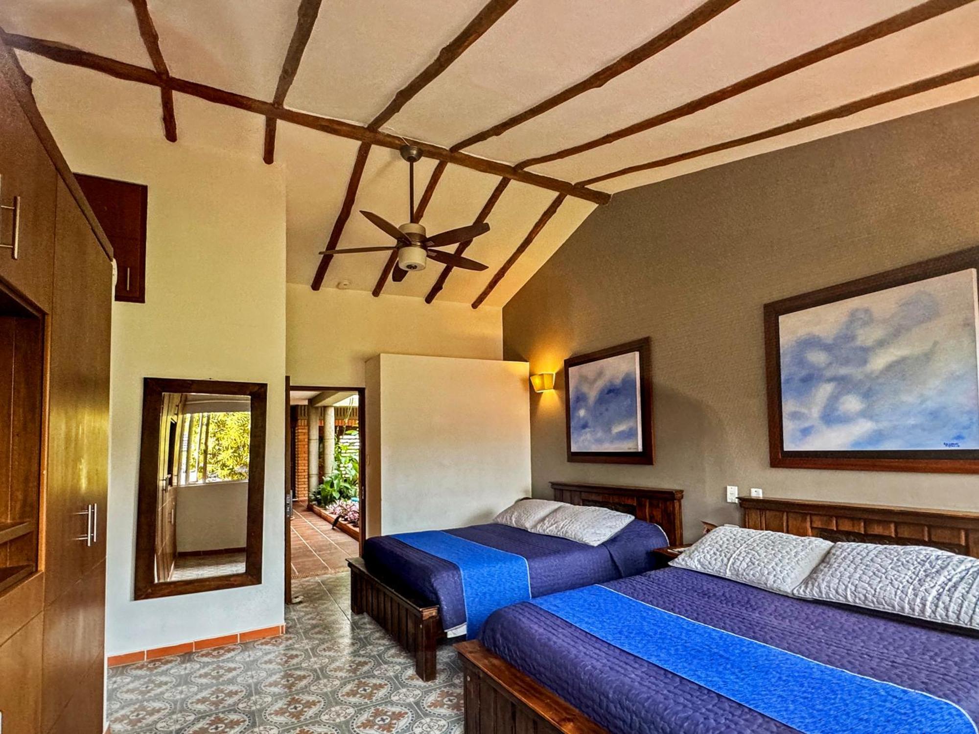 Finca Del Cafe - Casa Typica ซานตาโรซา เดกาบัล ภายนอก รูปภาพ