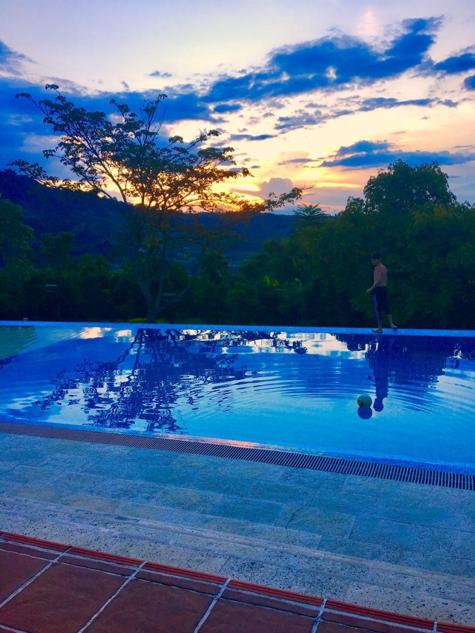 Finca Del Cafe - Casa Typica ซานตาโรซา เดกาบัล ภายนอก รูปภาพ